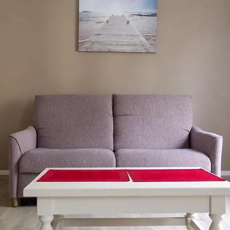 Bright Apt Near Nation Appartement *